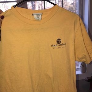 Simply southern T